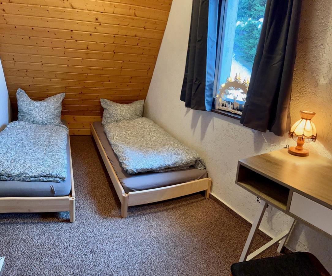 Urige Berghuette Mit Kamin Und Sauna Im Erzgebirge Nahe Schwarzwassertal Pobershau Zewnętrze zdjęcie